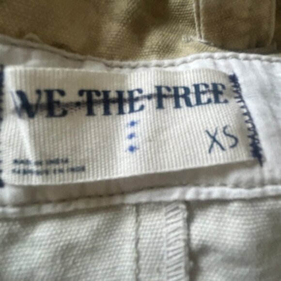 We The Free Way It Goes Camo Bib Adjustable Strap Back Cinch Harem Overalls NEW - Picture 2 of 16